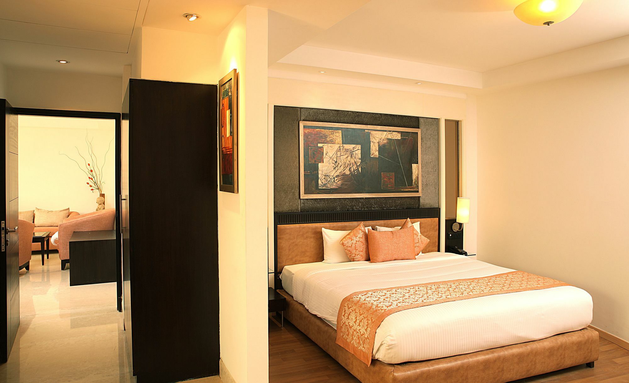 Inde Hotel Vista Woods Huda City Centre, グルガウン エクステリア 写真